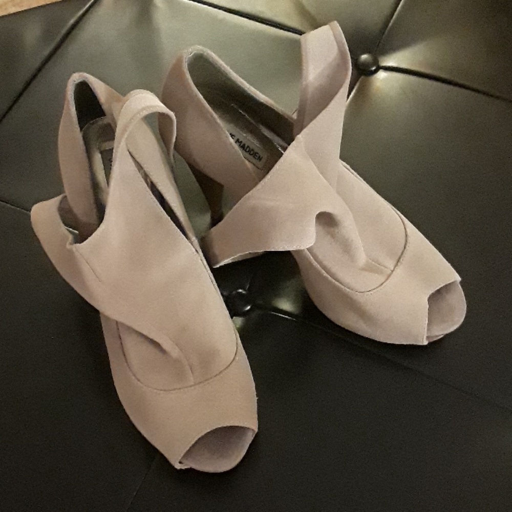 Sexy beige suede peep toe tie on back ankle sz 10